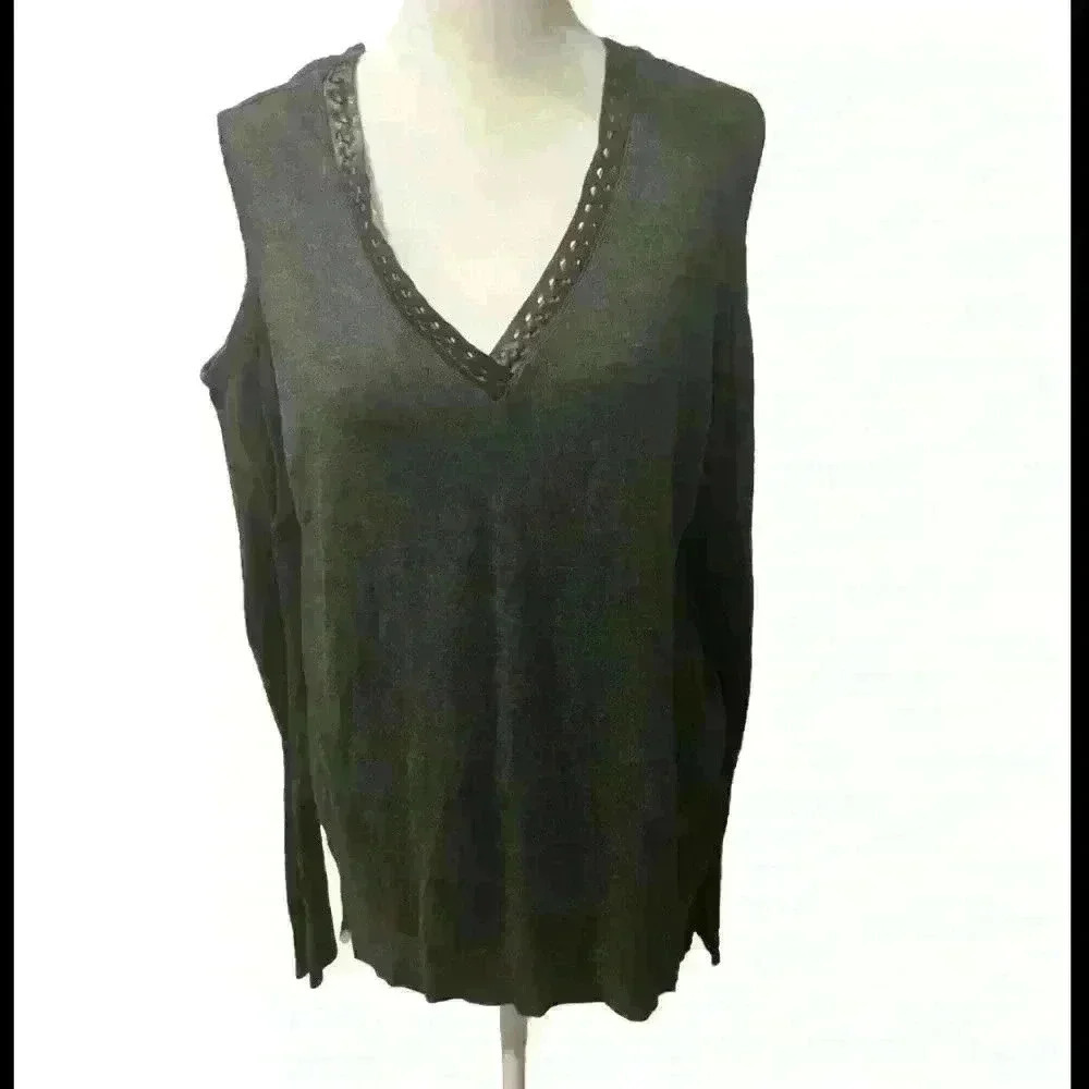 Democracy Long Sleeve Gray Cold Shoulder Faux Leather Neckline V Neck